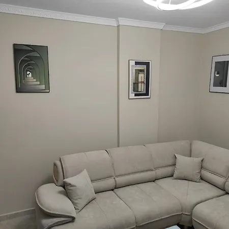 Apartamento View Balcony In Shkallnur *
